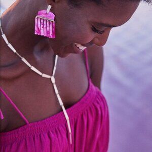 NWOT Kendra Scott Gail Y necklace